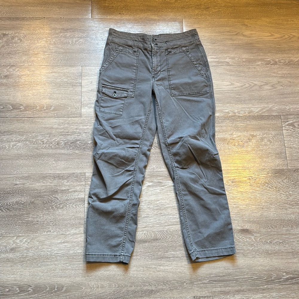 ANTHROPOLOGIE • Grey ‘The Wanderer’ Pants • Size 28 • Straight Leg